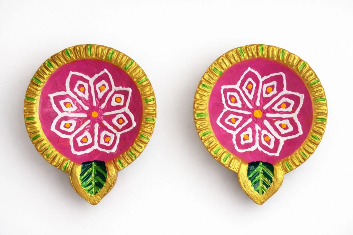 Designer Diyas